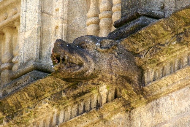 parador-santiago-de-compostela-gargola-camino-de-santiago