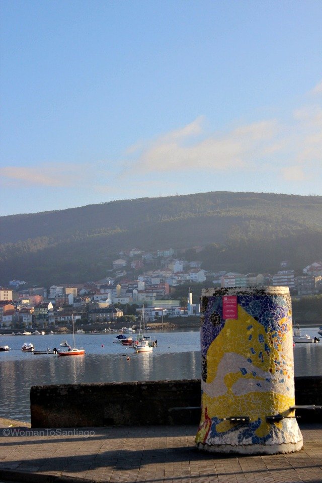 foto del puerto de corcubion