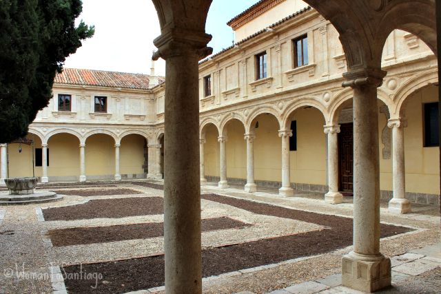 foto del patio san ildefonso universidad